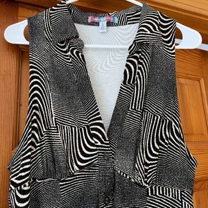 Urban Outfitters flare mini dress size large black swirl print